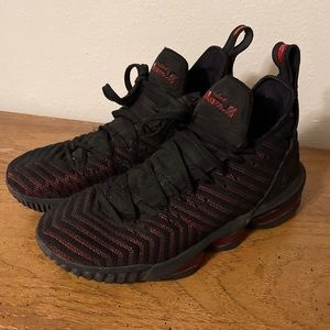 Lebron 16 fresh bred